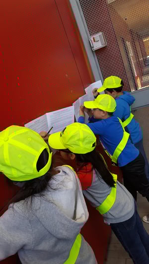 Kids voting 