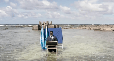 Tuvalu foreign minister COP26 speech in water